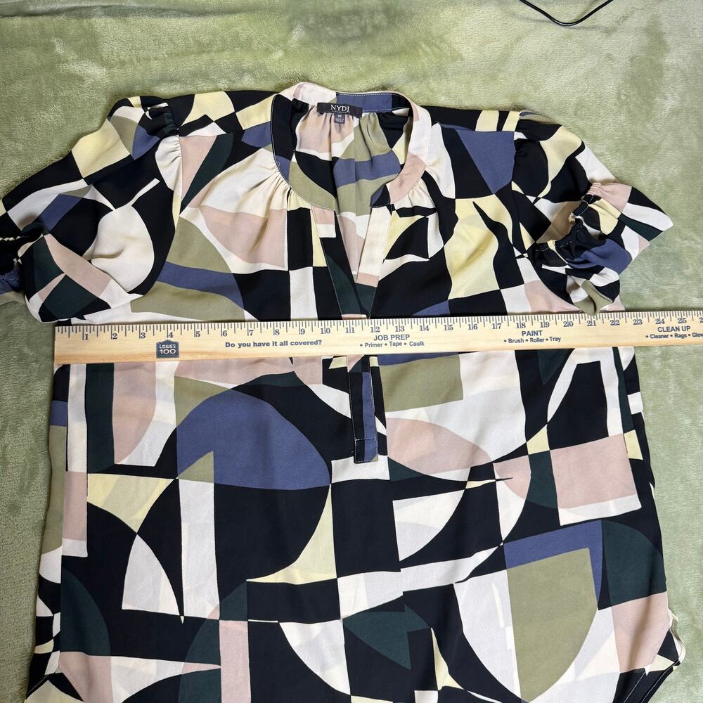 NYDJ Abstract Geometric Tunic Blouse Split Neck Hi Low Career Top Medium - Picture 7 of 11
